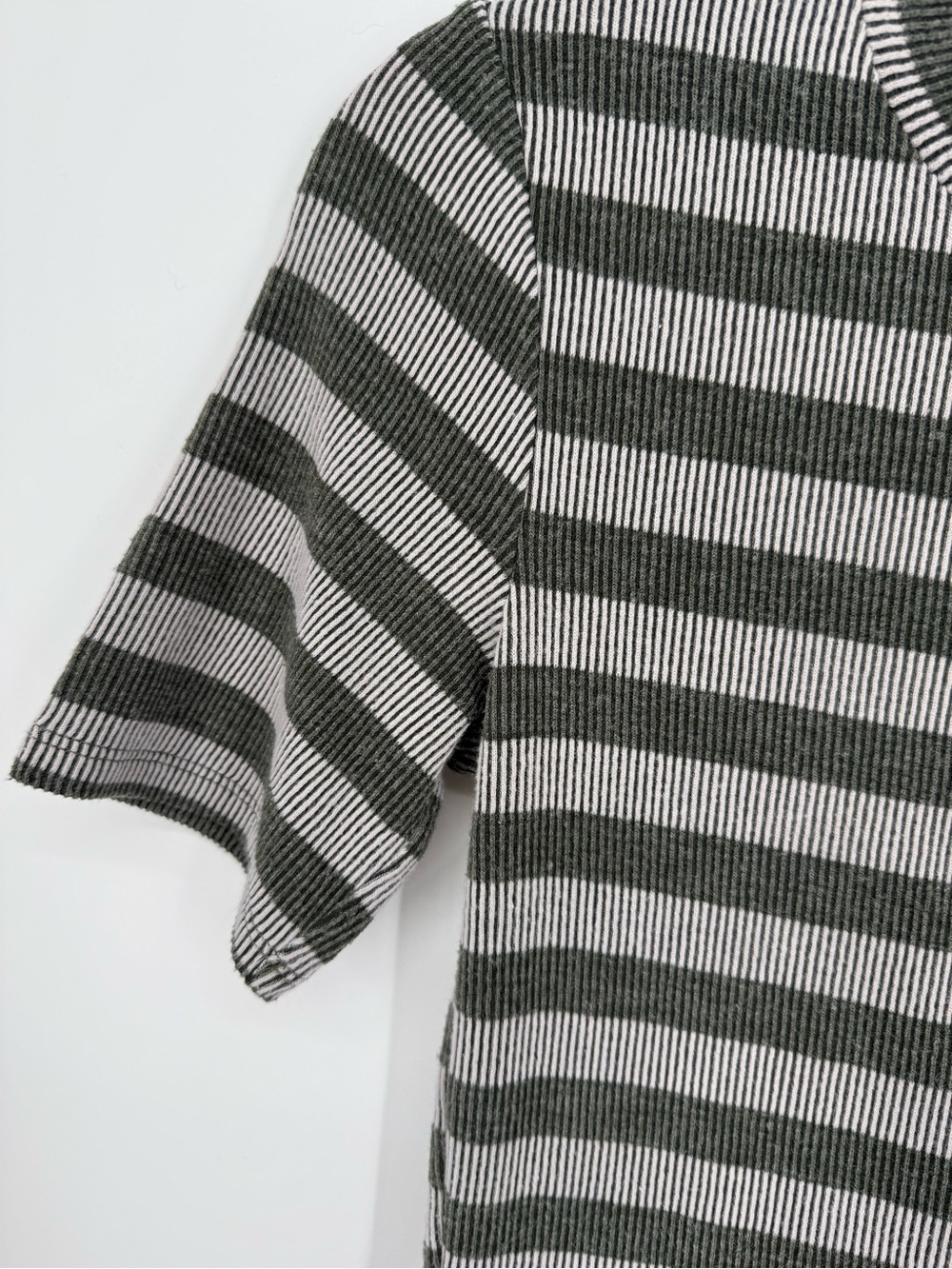 Forever‎ 21 Women's Green Gray Striped Short Sleeve Mini Bodycon Dress Medium - Picture 2 of 6